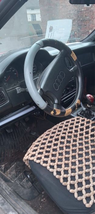До вашої уваги продається ауді 80