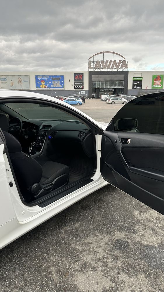 Hyundai Genesis Coupe Продаж