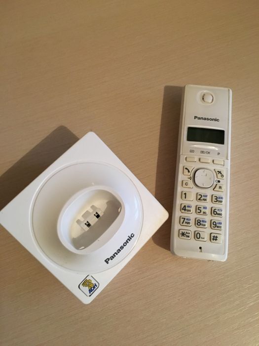 Телефон Panasonic KX-TG1711UAW White