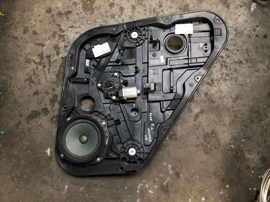 KIA SPORTAGE ELEVADOR TRAS DIREITO - E097