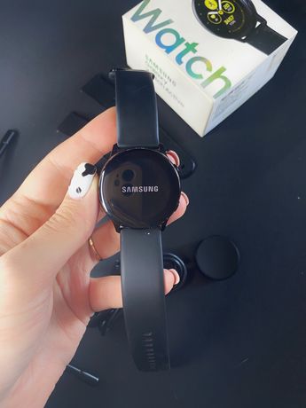 Samsung Galaxy Watch Active Black, часы самсунг