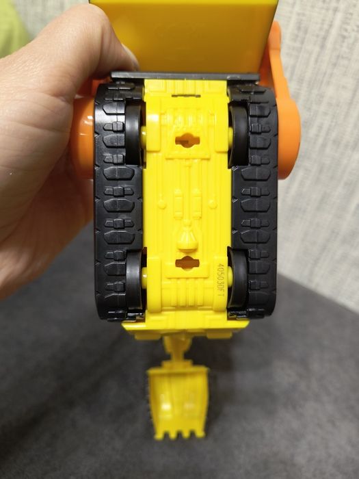 Продам іграшки Кремез і команда