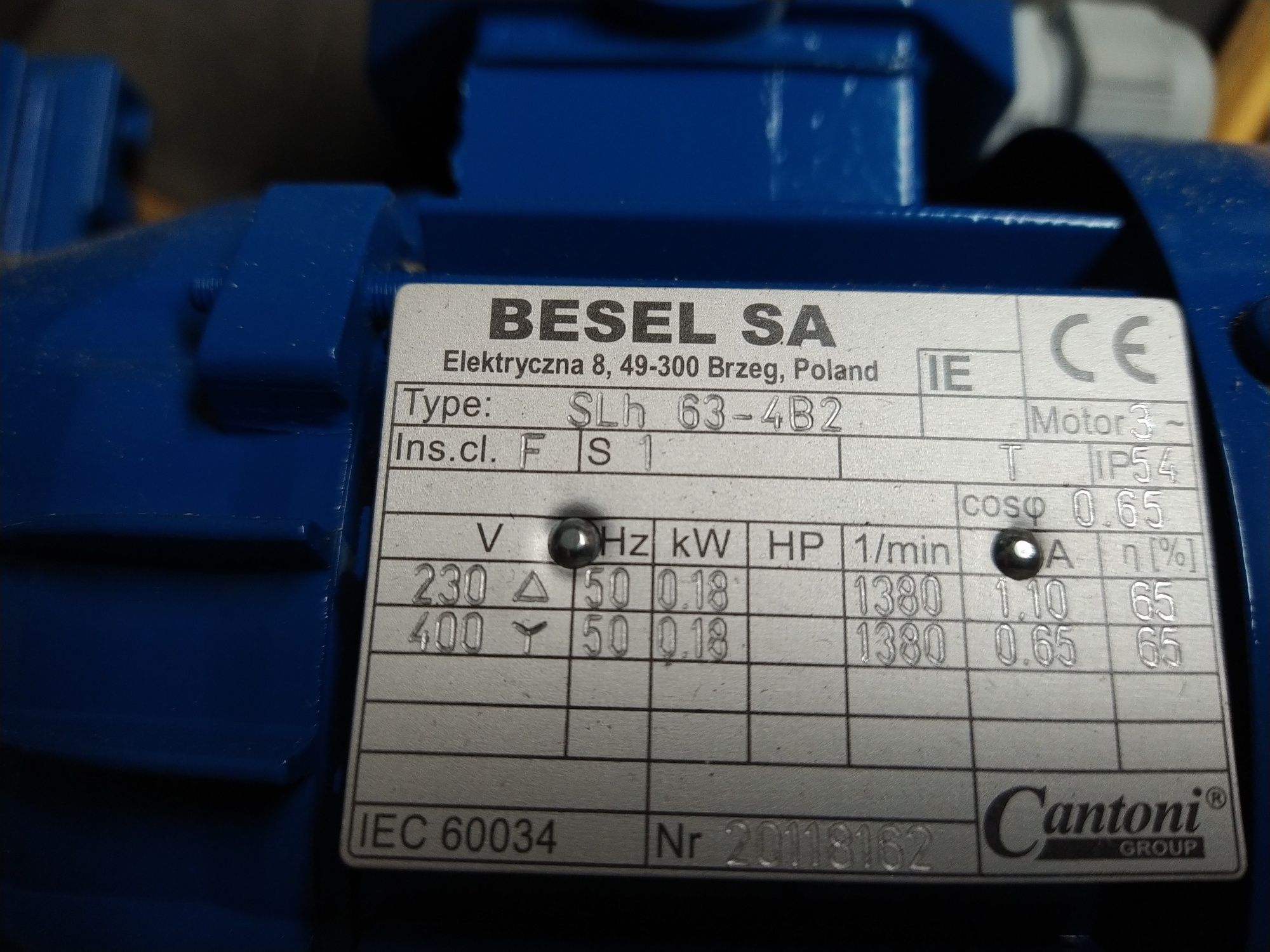 BESEL-Silnik kmpl. 0,18kw, Nowy !