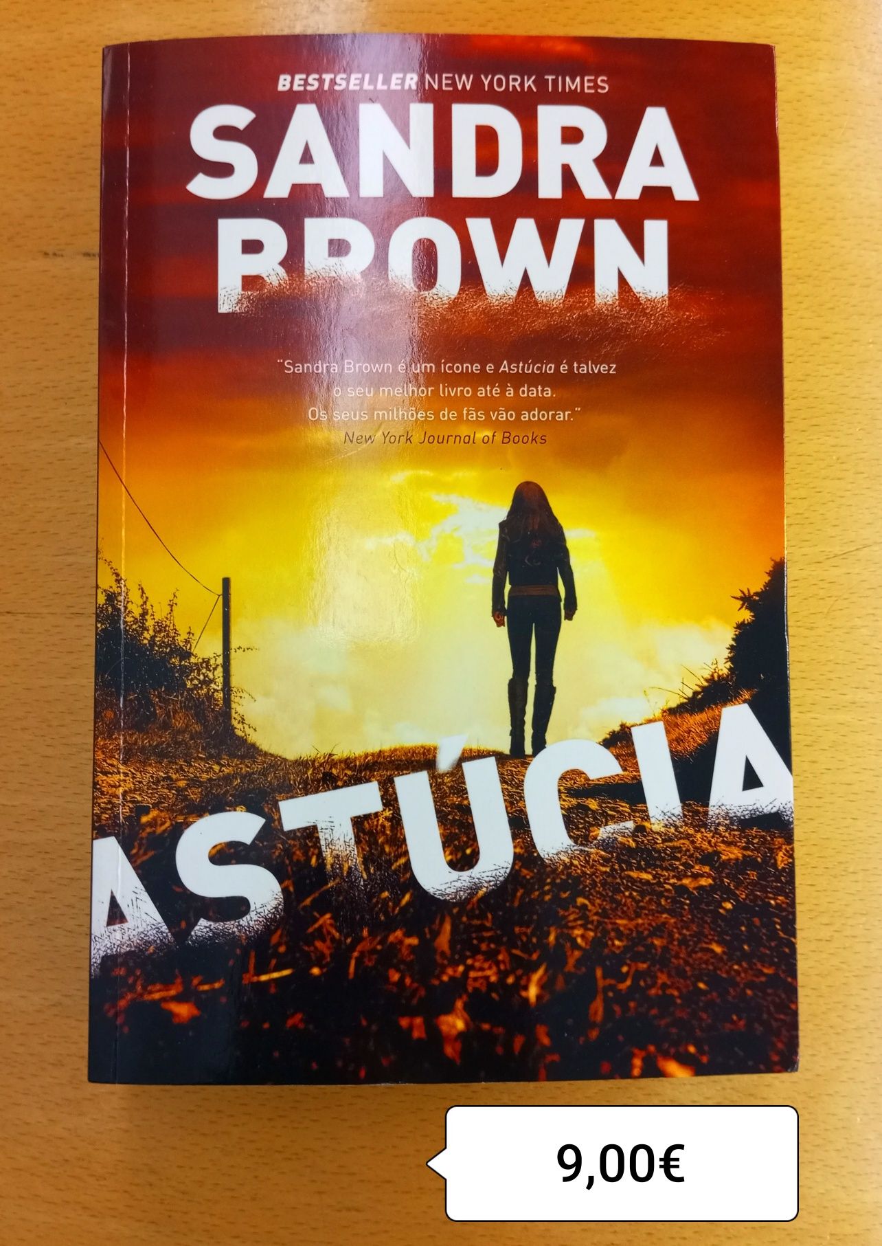 ASTÚCIA / Sandra Brown - portes incluídos