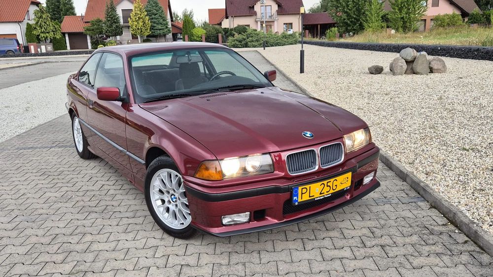 BMW Seria 3 BMW E36 coupe 2,0i z fajnym przebiegiem