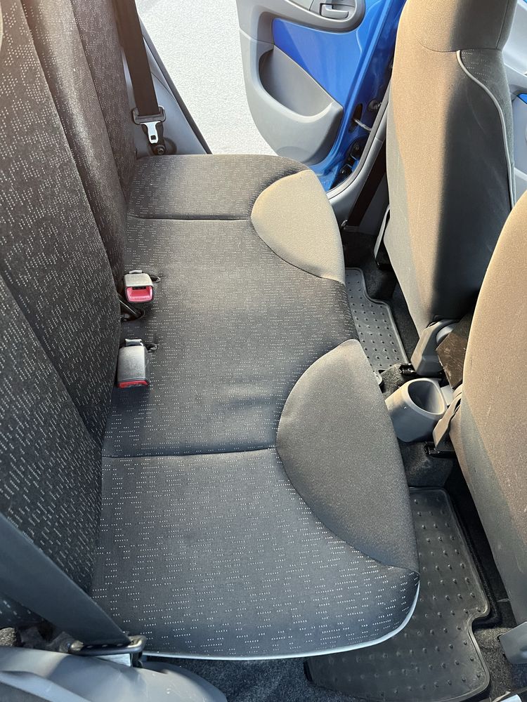 Peugeot 107 2011г робот