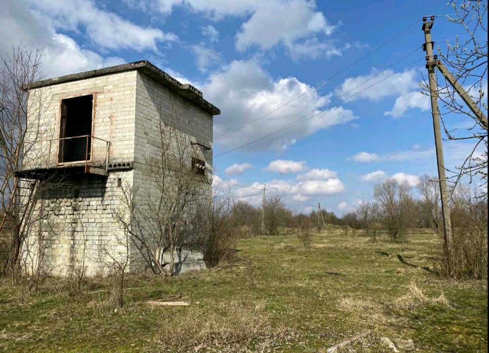 Продаж виробничо-складського приміщення в смт. Гніздичів