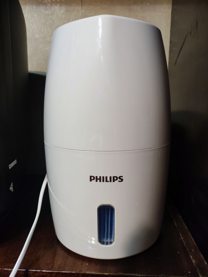 Продам зволожувач повітря Philips 2000 Series HU2716