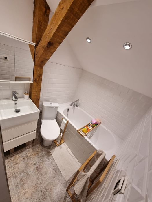 Sprzedam bezpośrednio piętrowy dom w zabudowie szeregowej zatorze