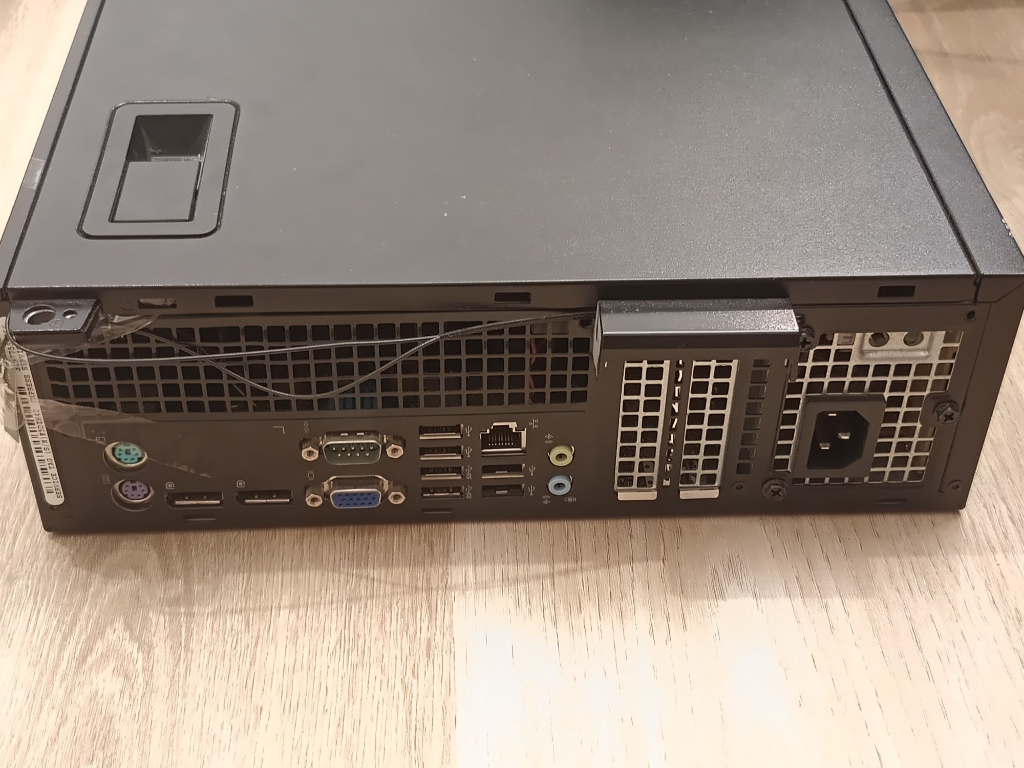 Komputer DELL optiplex 7020 i7 \ 16GB \ 128 GB SSD \ W10 \ WiFi \ USB3