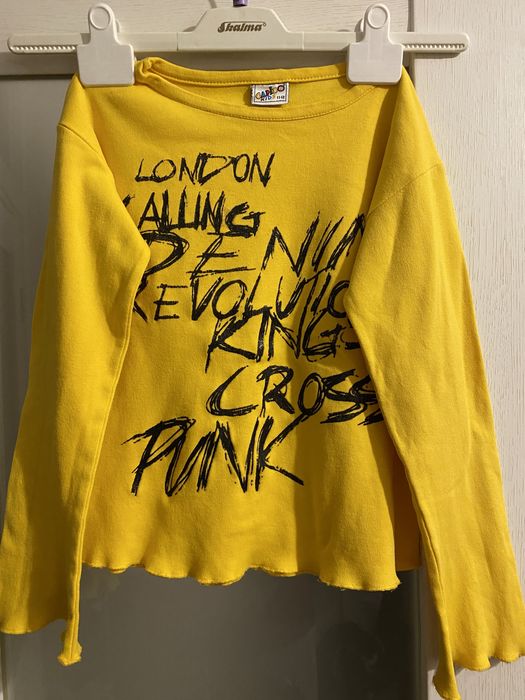 Продам детскую кофточку футболку реглан