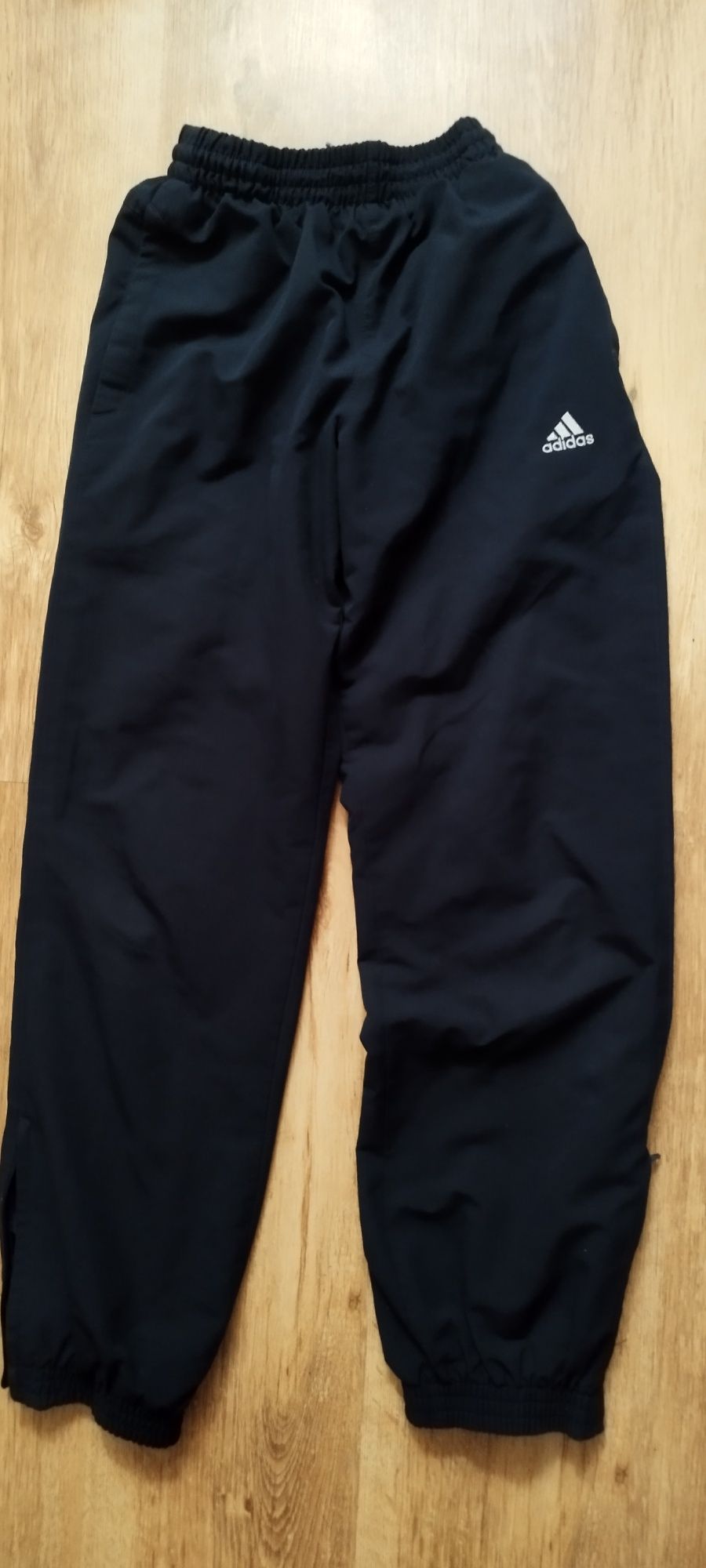 Spodnie dresowe adidas 152