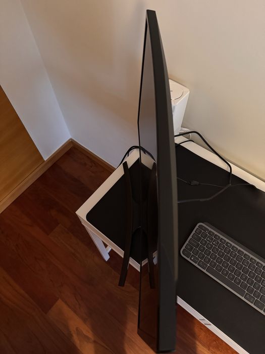 Monitor LED Curvo Samsung S27E510C