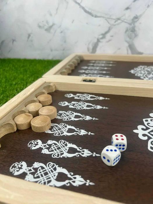 Нарды настольная игра из натурального дерева
