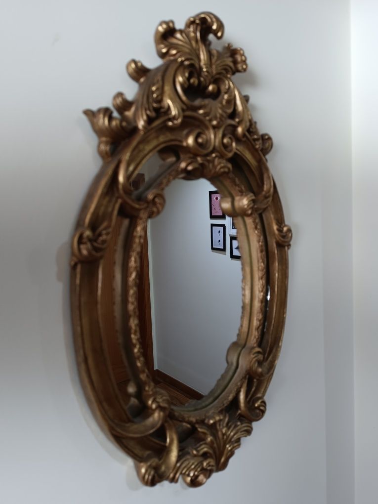 Espelho Oval Dourado