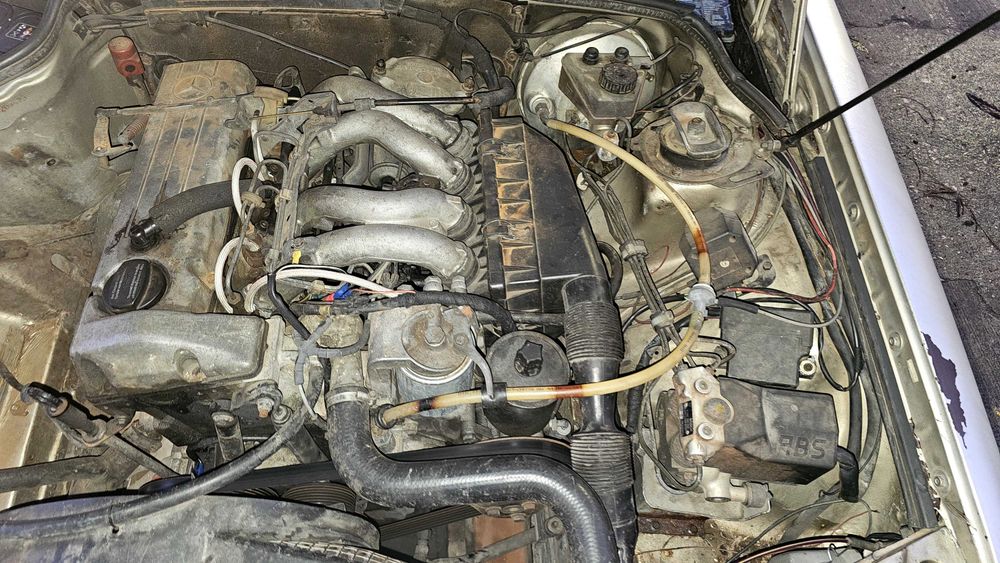 Mercedes - Benz  190 D