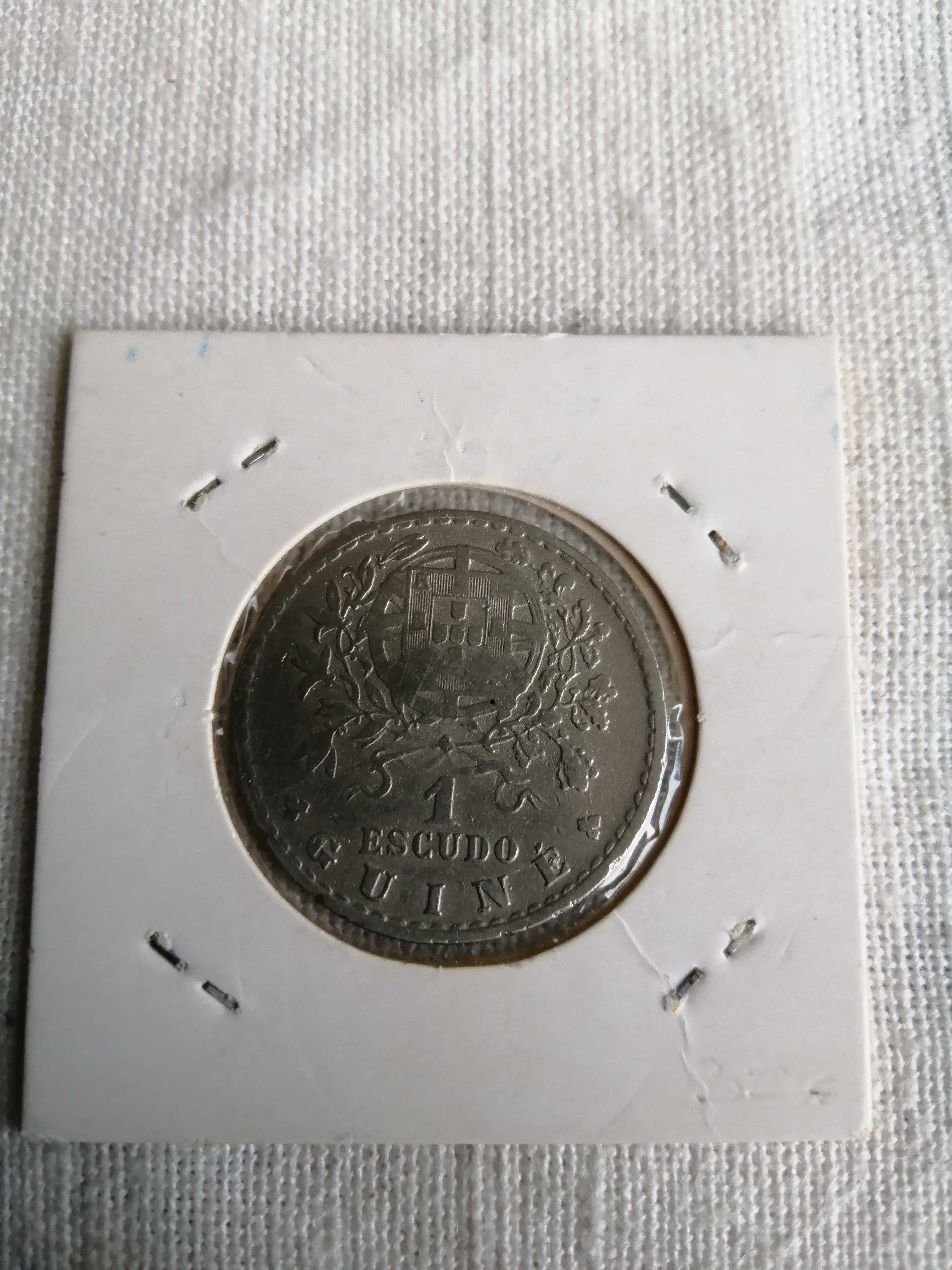 Moedas raras da Guiné, Cabo Verde de 50 centavos e de 1 escudo alpaca