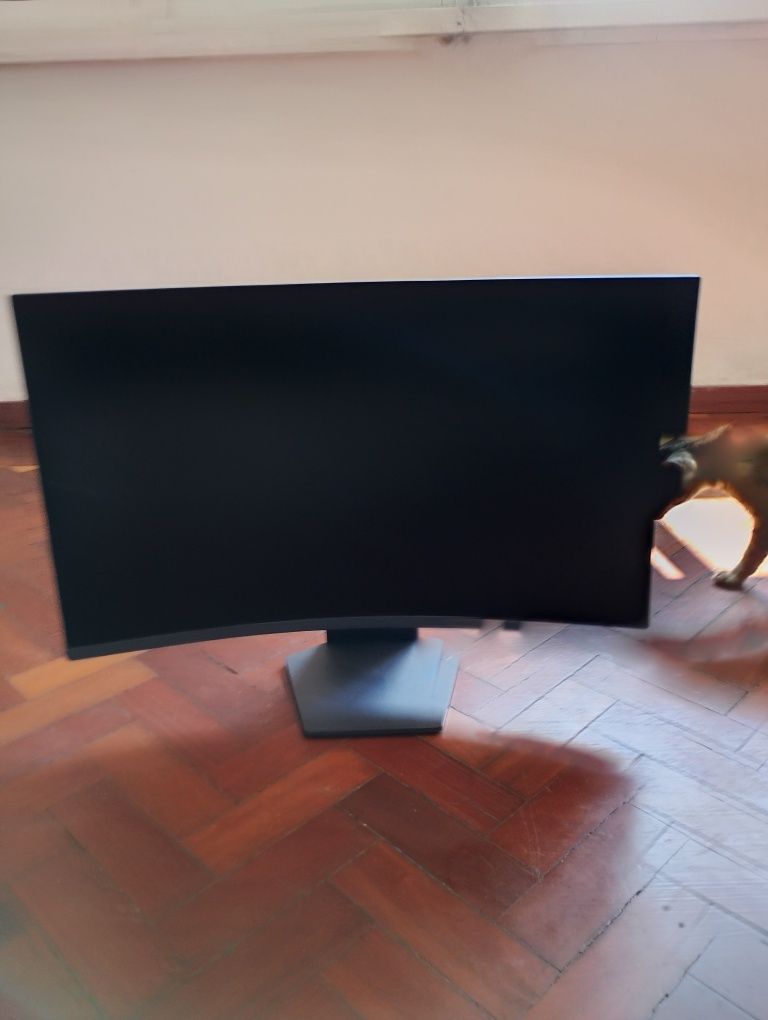 Vendo monitor game curvo 32 polegadas