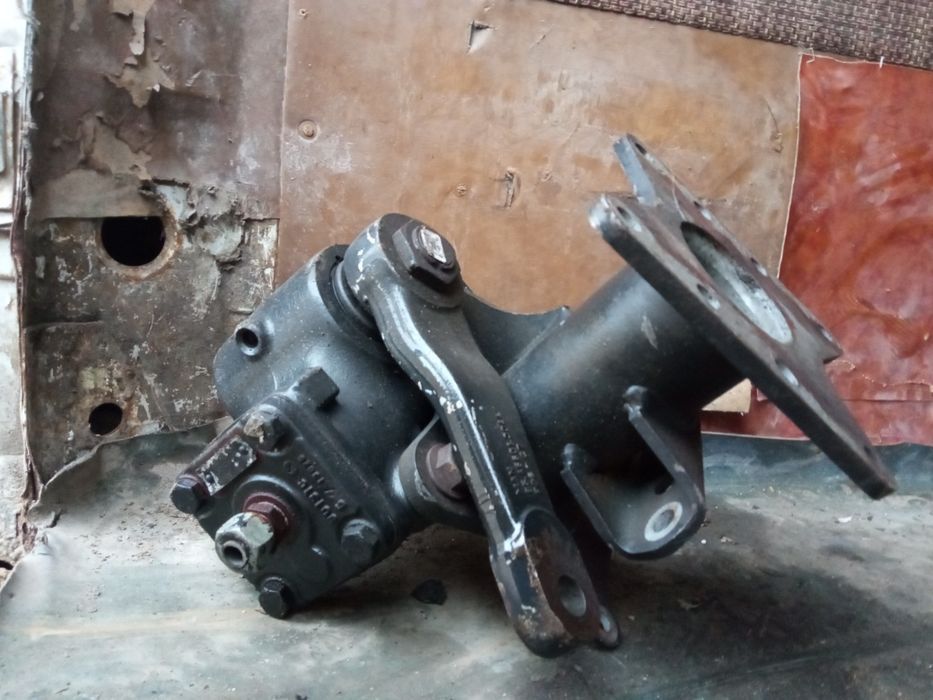 Колонка ZF для MAN TGL рулевая рулевой механизм редуктор с сошкой