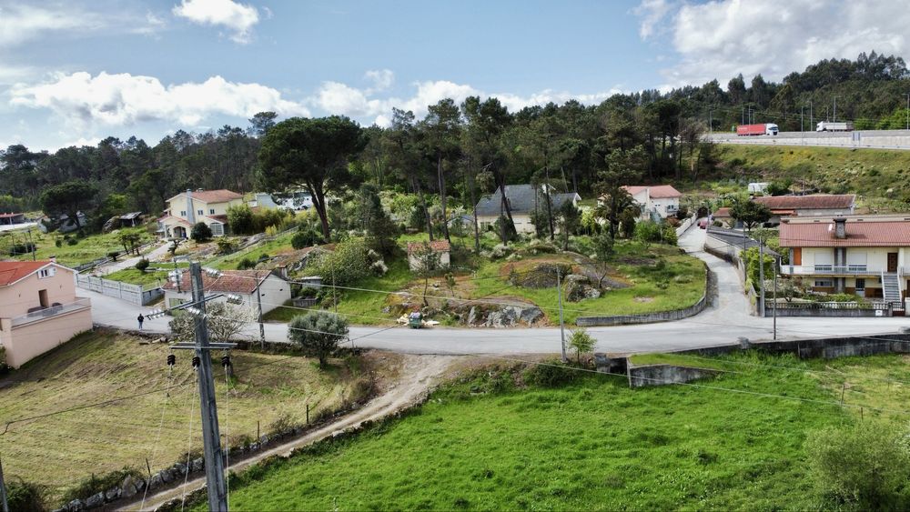 Terreno para Construção de ate 4 casas em Teivas