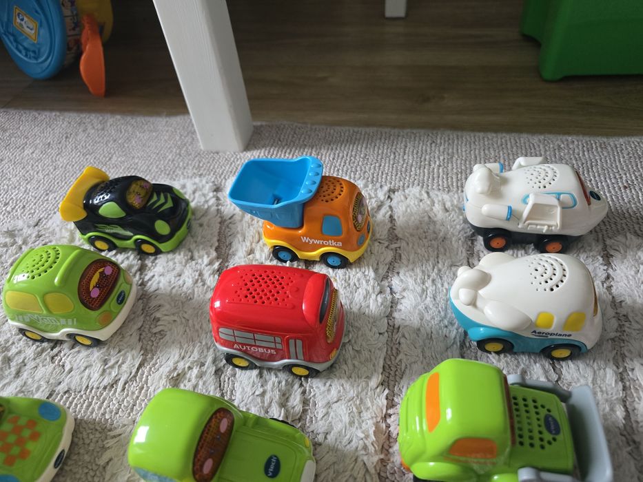 Samochody Vtech tuk tuk cena za 13 sztuk