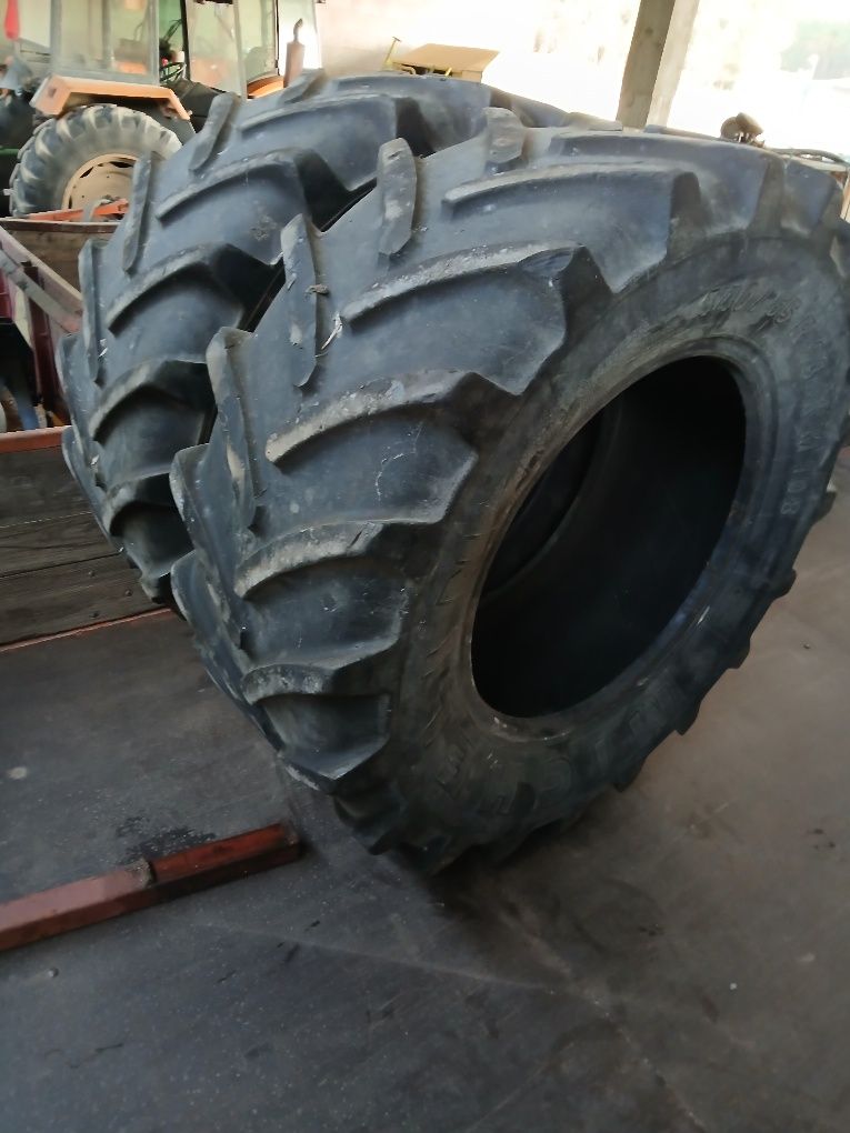 Pneus Michelin pouco usados