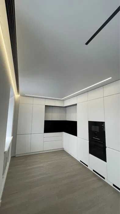 Натяжні стелі, натяжні потолки, матові, сатинові, білі, глянцеві стелі