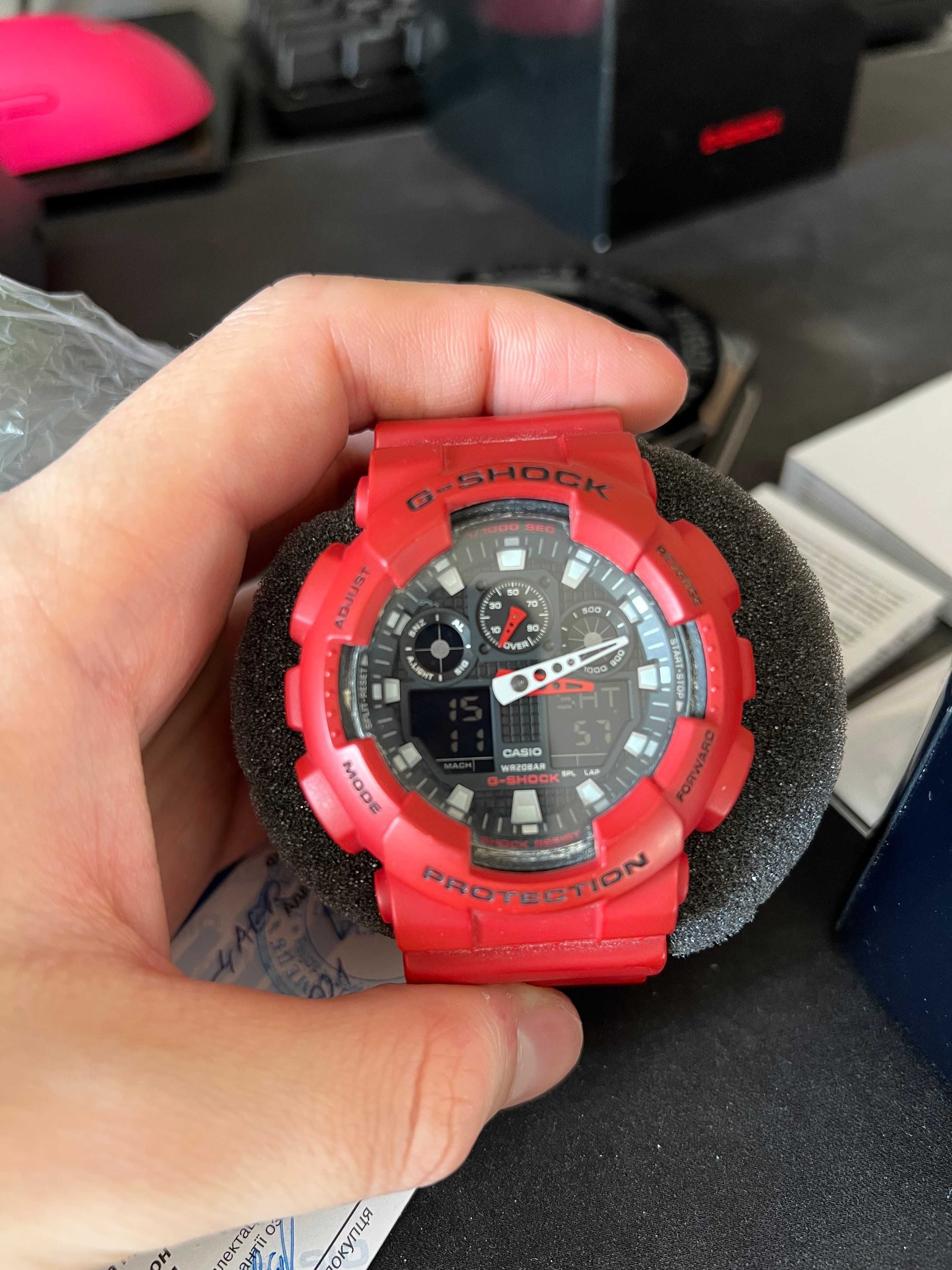 Годиник Casio G-Shock GA-100B червоний