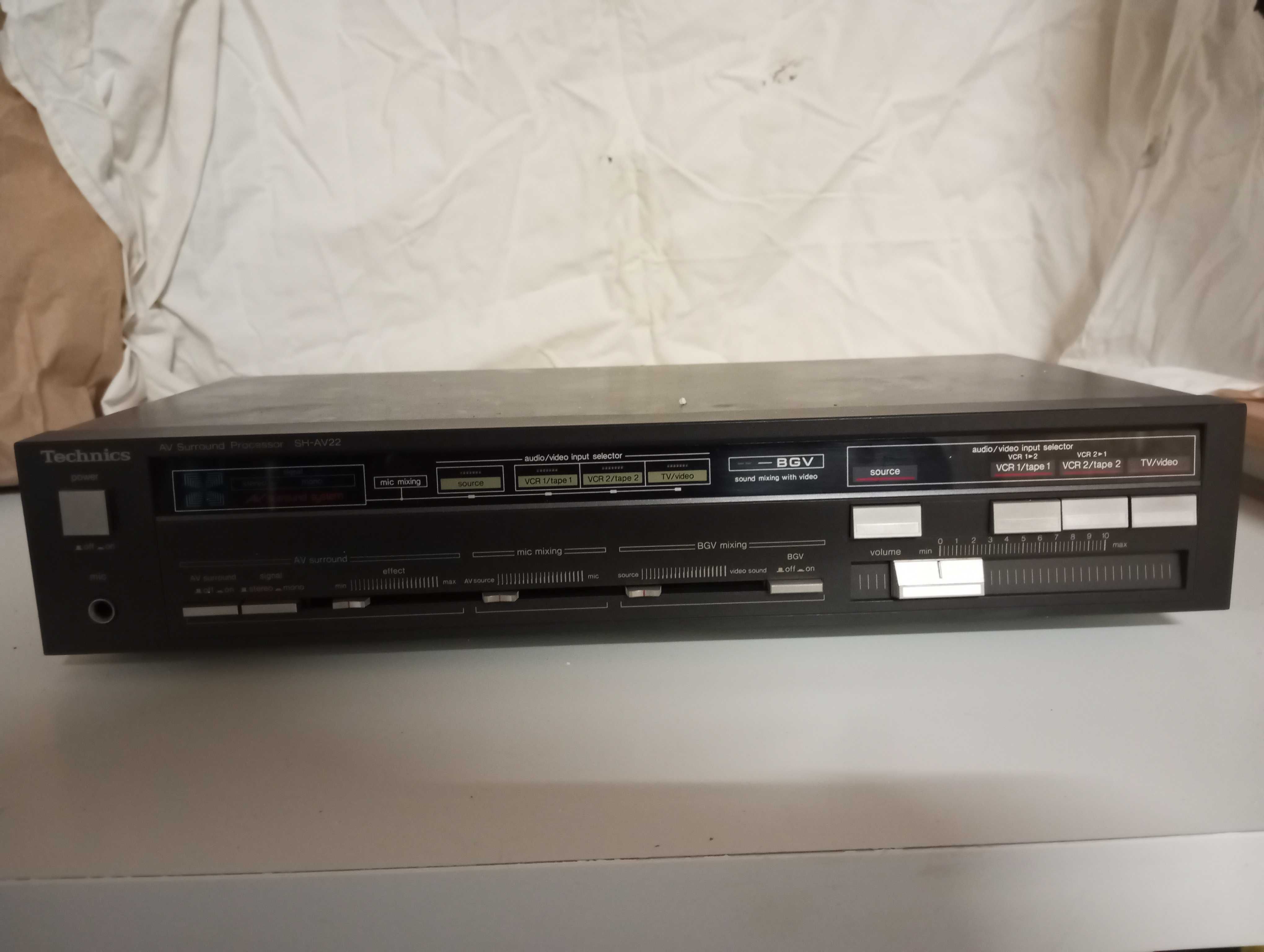TECHNICS  SH-AV 22 Surround processor