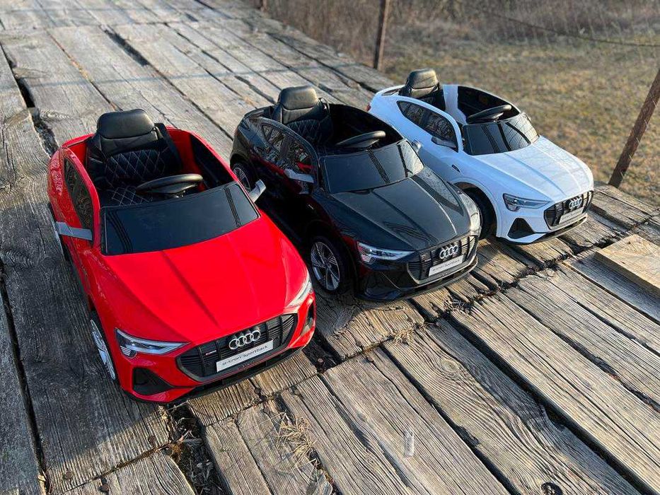 Samochód elektryczny dla dziecka AUDI E-tron 4x4 na akumulator