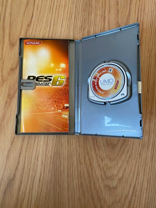 Pro Evolution Soccer 6 (PES6) - Jogo PSP - Platinum