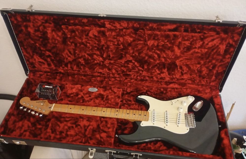 Електрогитара Squier  Fender '50S Stratocaster Classic Vibe
