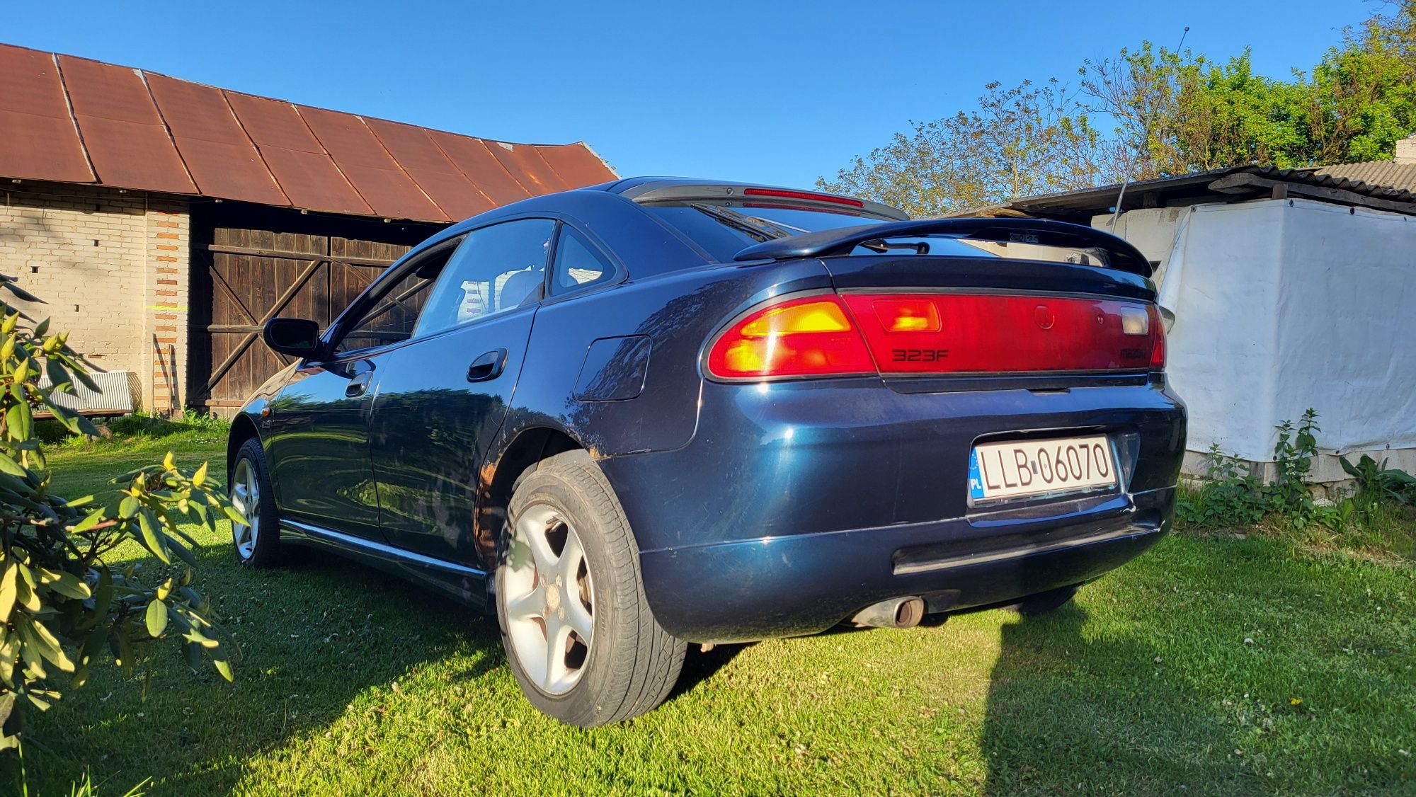 Mazda 323f 1.5 1997rok ładny stan