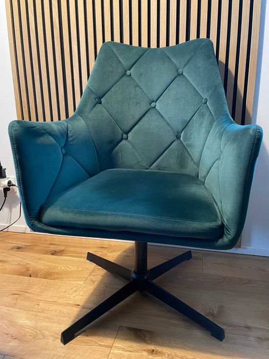 Fotel obrotowy Beliani VAKSALA Welur Ciemnozielony