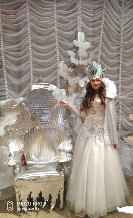 Костюм Снежная королева воротник корона платье все в комплекте