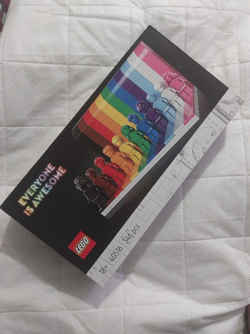 Lego - Everyone is Awesome - NOVO