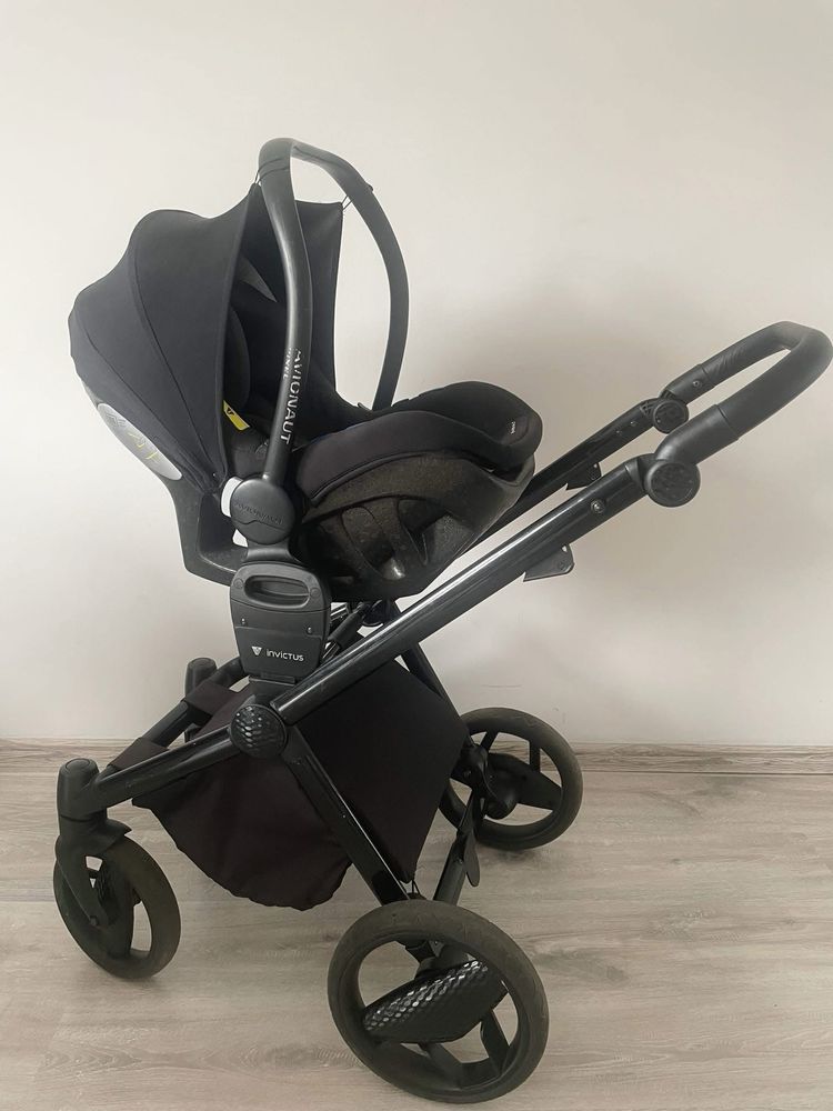 Wózek Invictus V- Pram