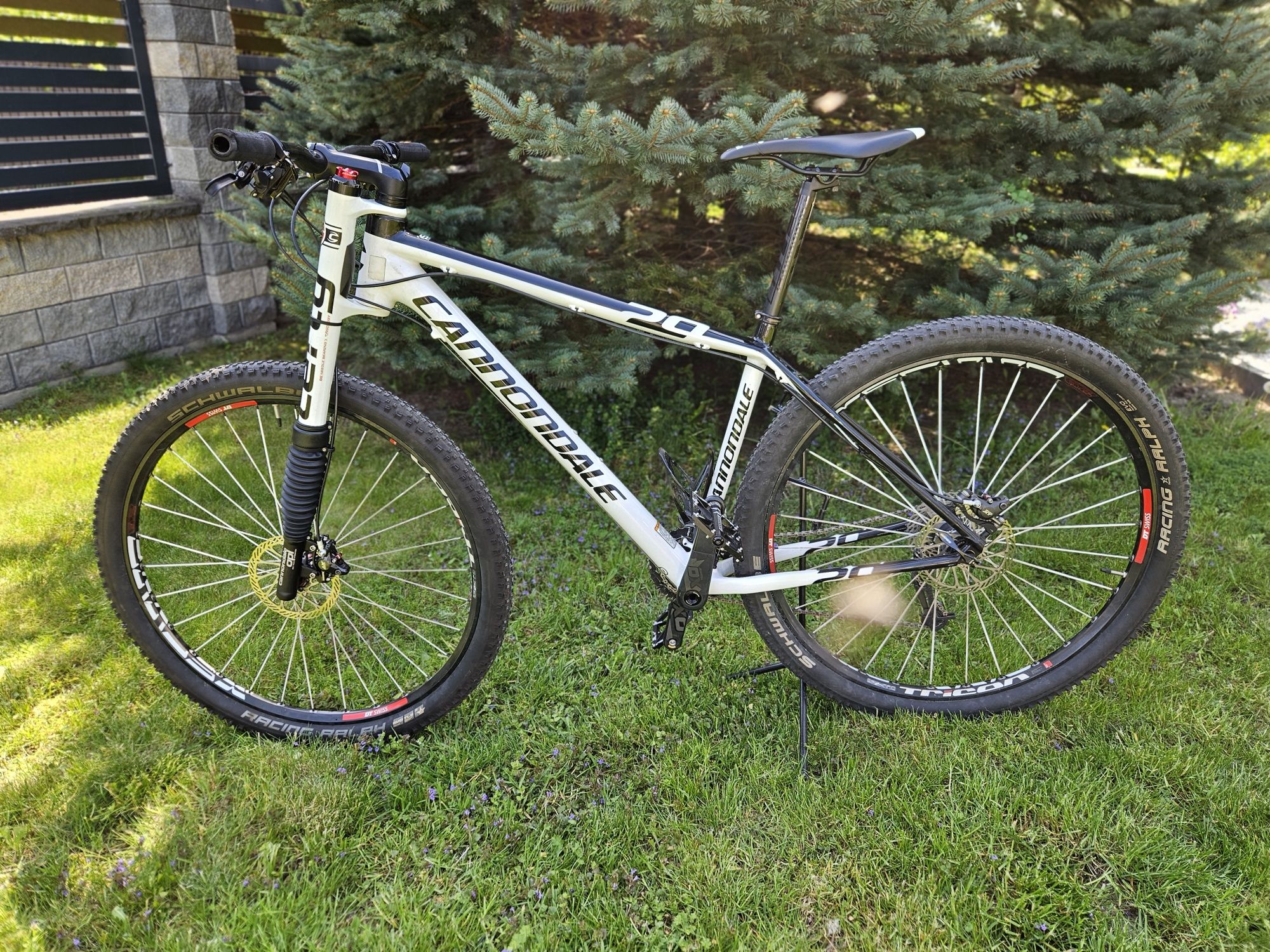 Jak nowy Cannondale Flash Lefty 29er karbon DT Swiss SRAM X0