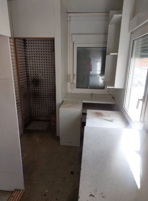 Kontener mieszkalny 2,5x 9 metrow