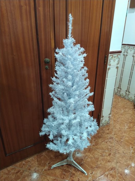 Árvore de Natal 140cm casa quarto apartamento vivenda escritório.