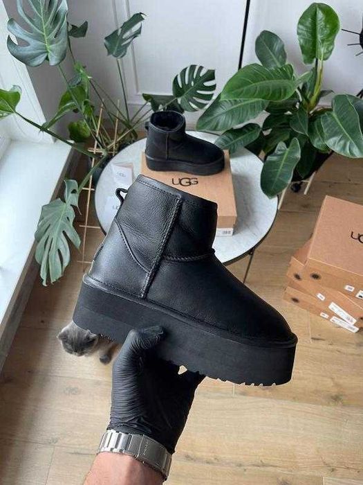 Угги/Угг/Уггі/Уги/Угі/UGG Australia Mini Platform Black/Шкіра Овчина