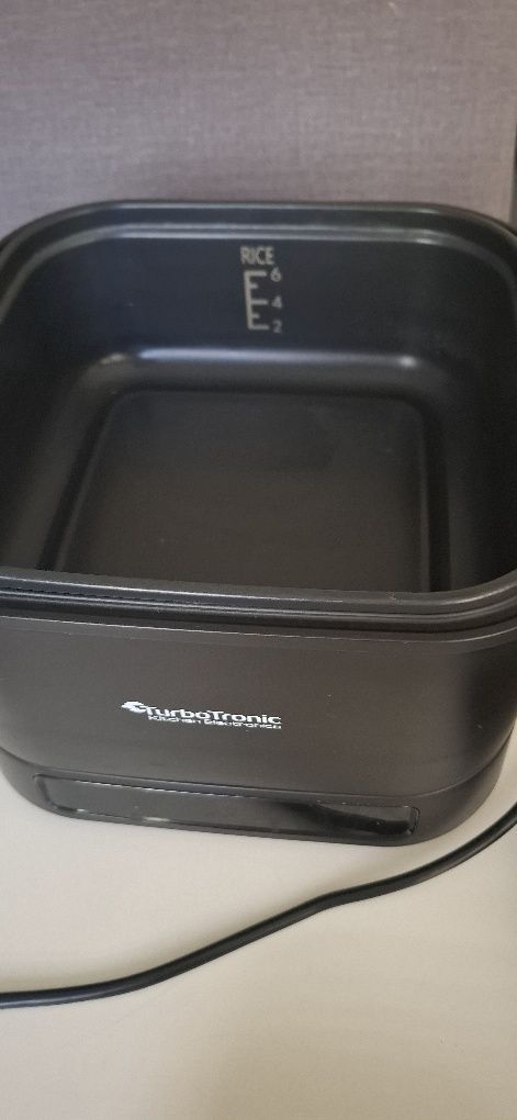 Multicooker  czarny