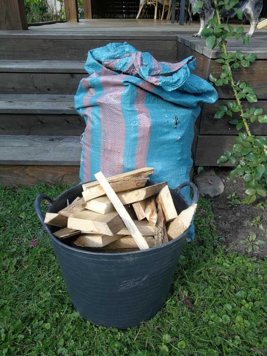 Drewno opałowe Dąb Suche, ścinki bukowe ze stolarni meblowej w workach
