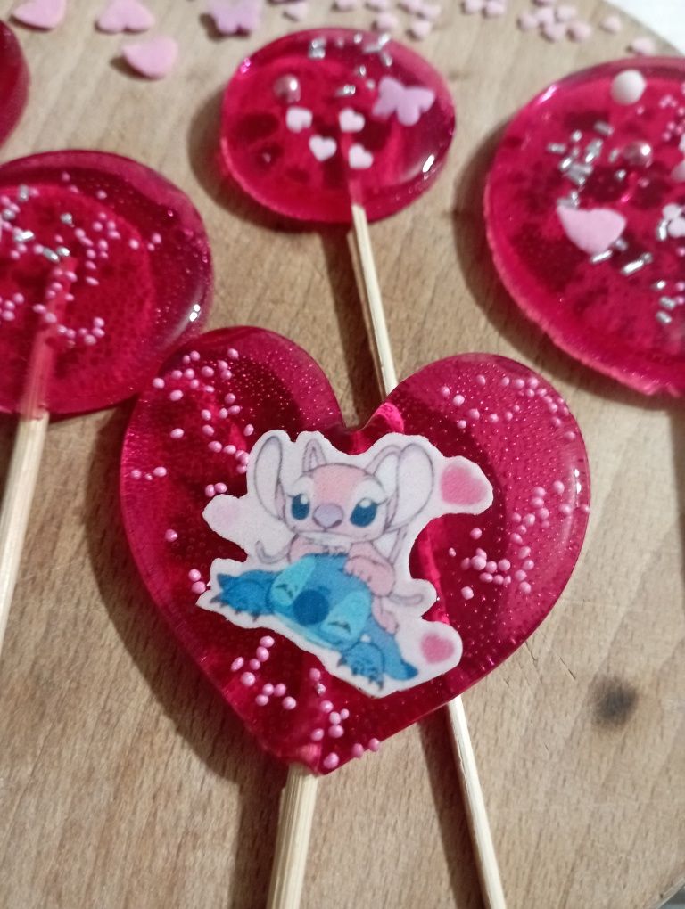 Lizaki ręcznie robione stitch ozdoba tortu