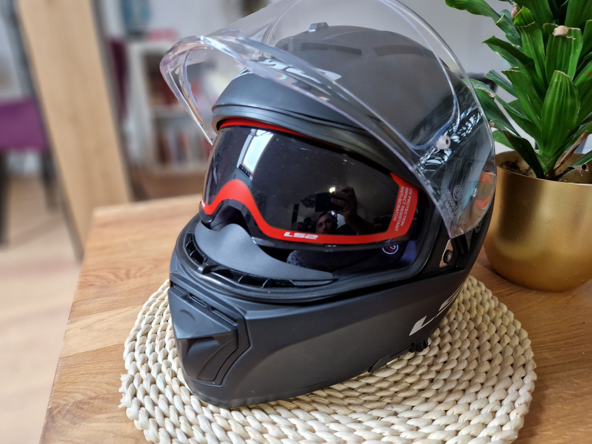 Kask motocyklowy LS2 Breaker ecer 22-05 M 57-58cm