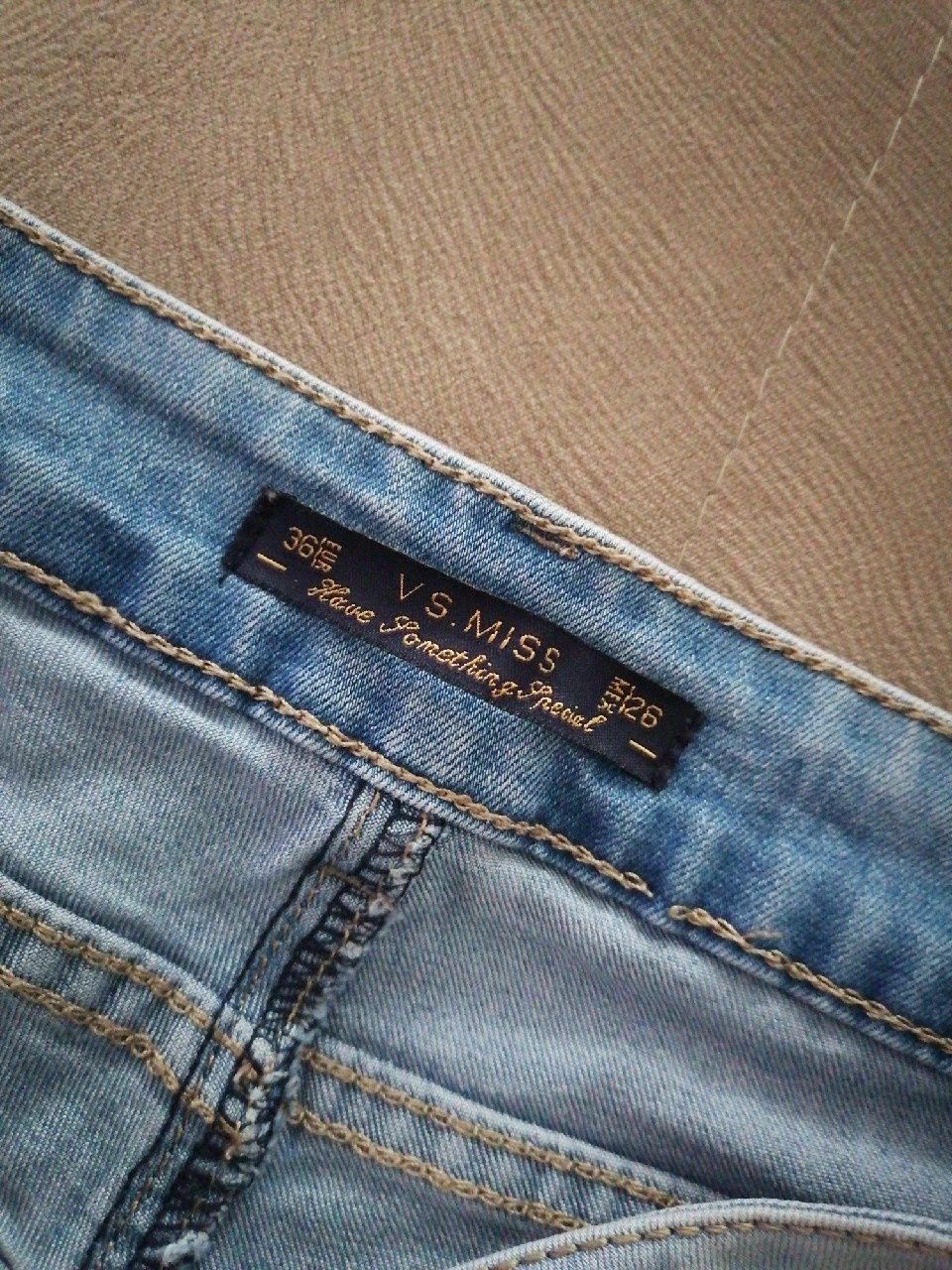 Spodnie jeansowe r. S