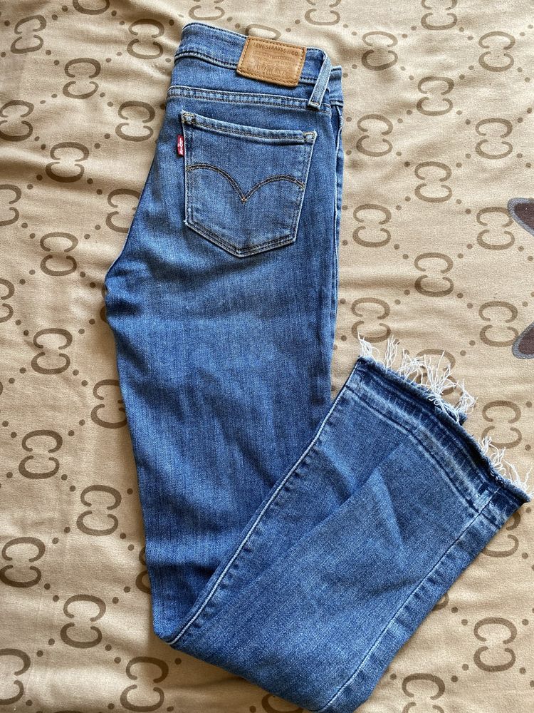 Dżynsy damskie Levis 711 skinny