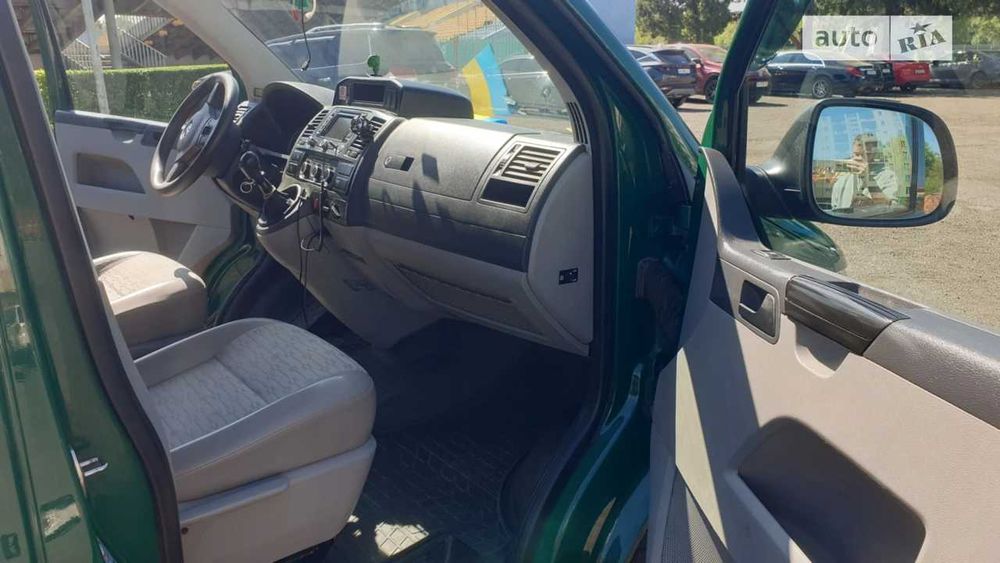 Продам VW T5 2011р. 345тис.км   2.0 TDI