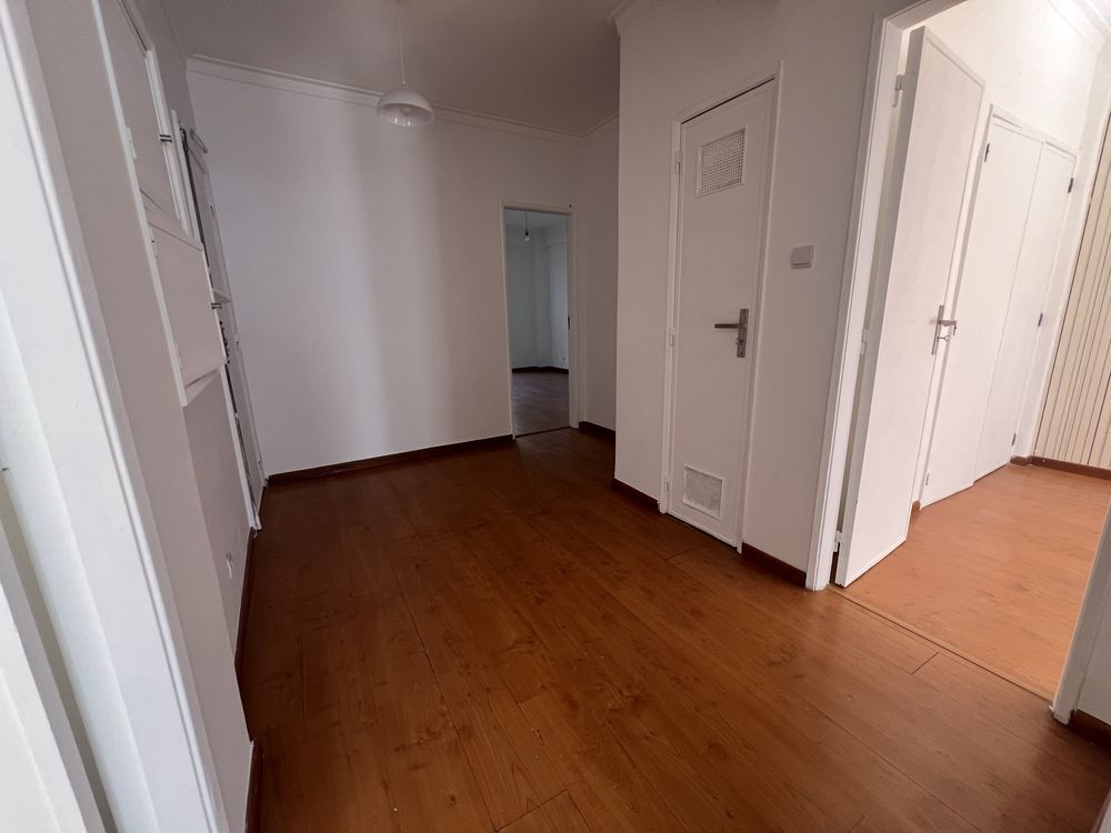 Arrendo T2 Cacém - entrada imediata
