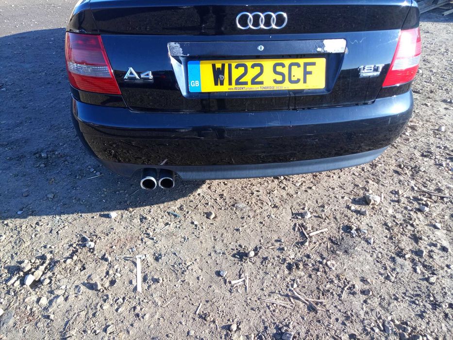 Audi a4 b5 lift ly9b tyl tył kompletny zderzak sedan czarny